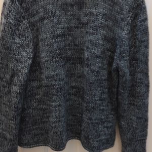 Moda international toggle sweater